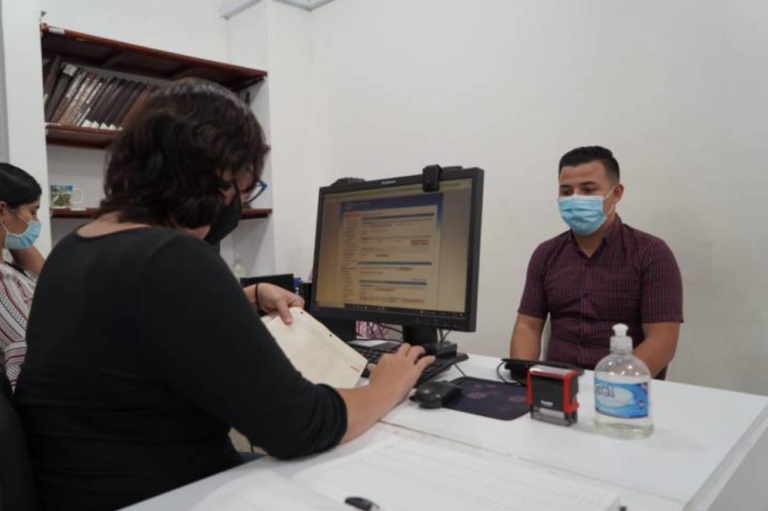 Cerca de 100 mil florideños tendrán que renovar su licencia de conducción