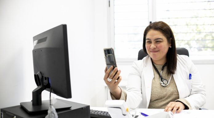 Telemedicina: el servicio que Brown puso en marcha para brindarle atención médica online a los vecinos