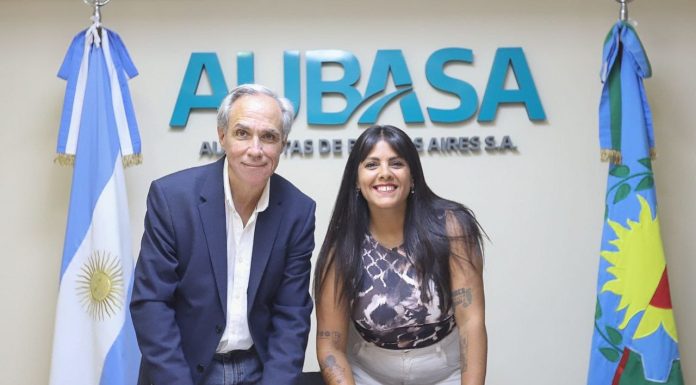 Municipio firma convenio con AUBASA para iniciar la obra de la bajada de Ezpeleta