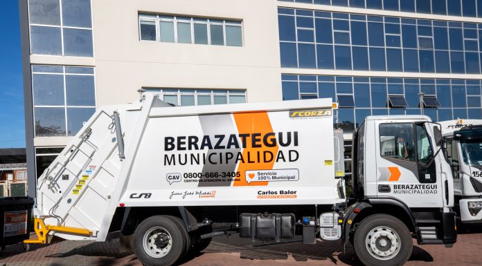 Berazategui sumó tres nuevos camiones compactadores de residuos domiciliarios