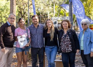 El municipio entregó anteojos a vecinos del distrito