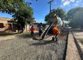 El municipio avanza con pavimentos de hormigón en Longchamps