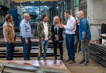 Fabiani y Eichel recorrieron empresa que impulsa nuevo proyecto productivo y comercial para el distrito