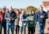 Cascallares y Eichel presentaron un tractor y maquinaria agrícola en la escuela agraria