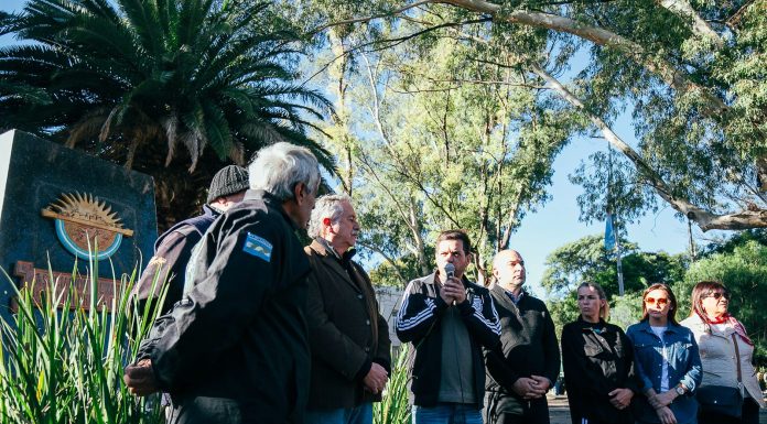 A 44 años del hundimiento del Crucero General Belgrano el municipio rindió homenaje a caídos y sobrevivientes