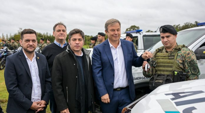 Kicillof, Cascallares y Fabiani, inauguraron dos bases policiales y entregaron patrulleros para fortalecer la prevención