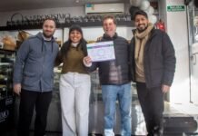 Entrega de certificados de habilitación a comerciantes gastronómicos