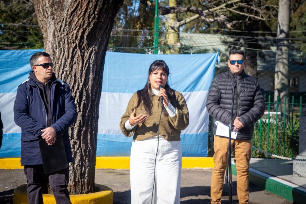 Eva Mieri participó del acto por el 88° aniversario del Pejerrey Club Eva Mieri participó del acto por el 88° aniversario del Pejerrey Club