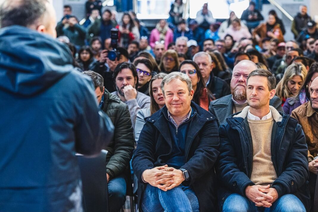 Brown fue sede de importante encuentro para promover el desarrollo productivo y el cooperativismo Brown fue sede de importante encuentro para promover el desarrollo productivo y el cooperativismo