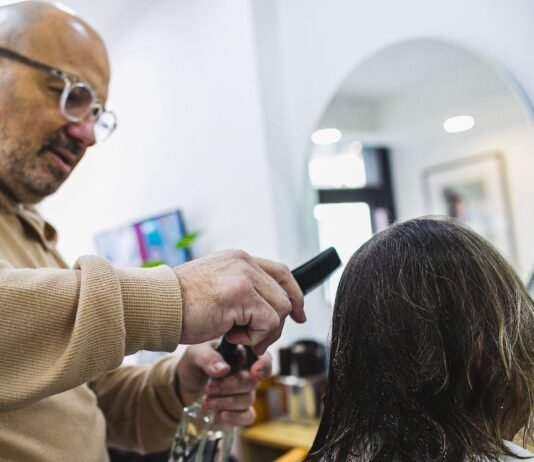 Todos los miércoles: Brown lanzó descuentos del 20% en peluquerías
