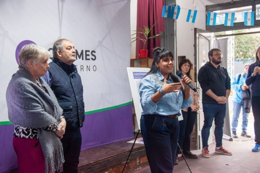 Siguen las obras de pavimentación: anuncian 57 nuevas cuadras de asfalto para Quilmes Oeste Siguen las obras de pavimentación: anuncian 57 nuevas cuadras de asfalto para Quilmes Oeste