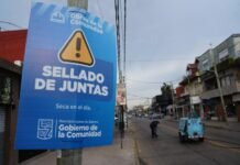 Nuevos trabajos de bacheo y sellado de juntas en distintos barrios de Lomas