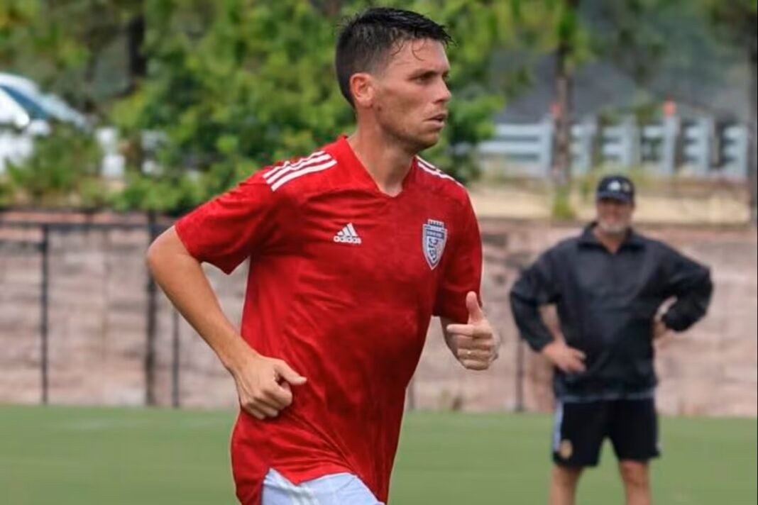 El futbolista argentino detenido por ICE será llevado a una cárcel de máxima seguridad en Florida El futbolista argentino detenido por ICE será llevado a una cárcel de máxima seguridad en Florida