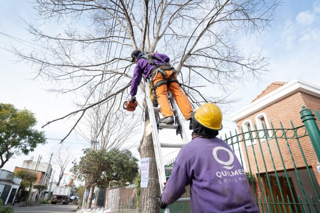El municipio encabezó nuevo operativo en Ezpeleta del programa “Menos residuos Más comunidad” El municipio encabezó nuevo operativo en Ezpeleta del programa “Menos residuos Más comunidad”