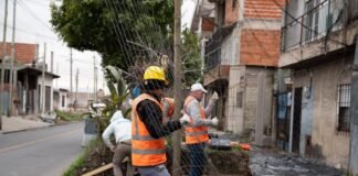Sigue el plan de construcción de veredas en Lomas