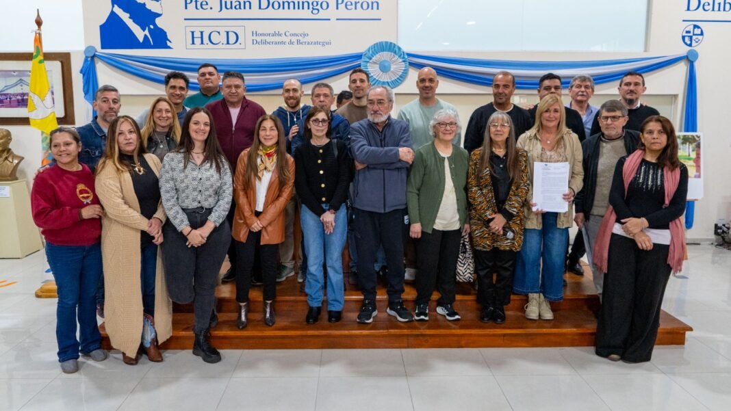 Protagonistas del Mundial de Hockey masculino y femenino 2026 son deportistas destacados de Berazategui Protagonistas del Mundial de Hockey masculino y femenino 2026 son deportistas destacados de Berazategui