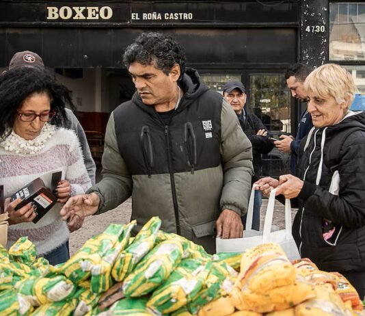 “Roña” Castro: “antes les dábamos de comer a los chicos, ahora les damos a los padres, las madres y los abuelos”