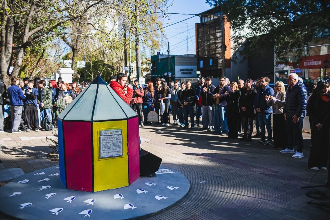 Con un emotivo acto, se conmemoró el 50° aniversario de “La noche de los lápices” Con un emotivo acto, se conmemoró el 50° aniversario de “La noche de los lápices”