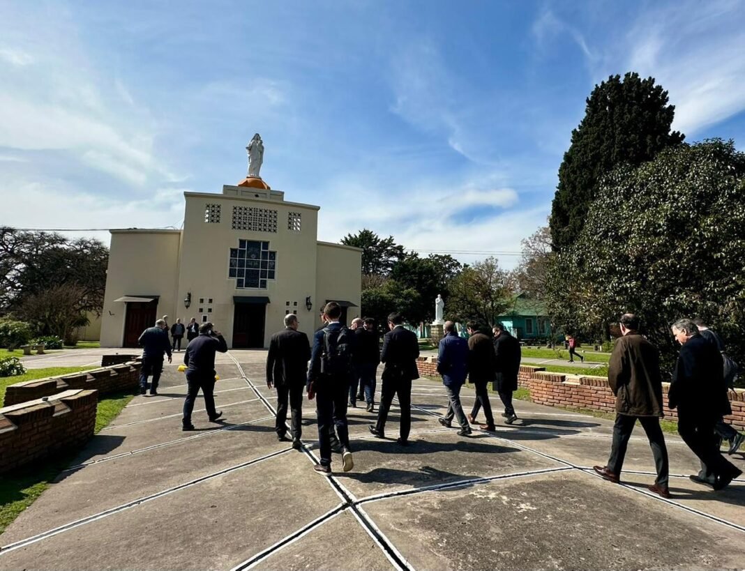 El municipio acompañó a la delegación del Vaticano que define la llegada del Papa León XIV al Cottolengo Don Orione El municipio acompañó a la delegación del Vaticano que define la llegada del Papa León XIV al Cottolengo Don Orione