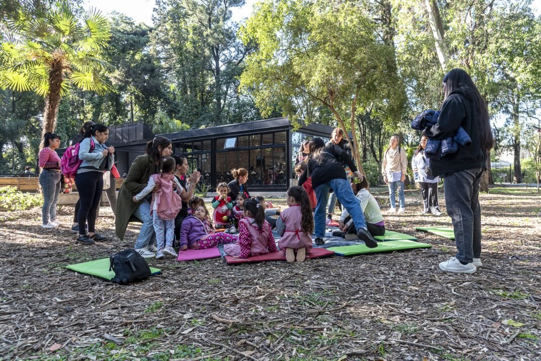 Día de la primavera en Brown: el municipio abrió los tres parques más grandes del distrito Día de la primavera en Brown: el municipio abrió los tres parques más grandes del distrito