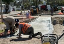 El municipio construye nuevas veredas y accesos en el Hospital Lucio Meléndez