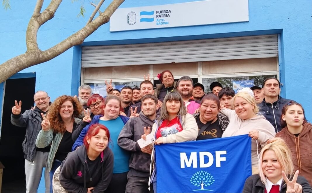 Brown: en una jornada histórica el peronismo local sumó 685 nuevos afiliados Brown: en una jornada histórica el peronismo local sumó 685 nuevos afiliados