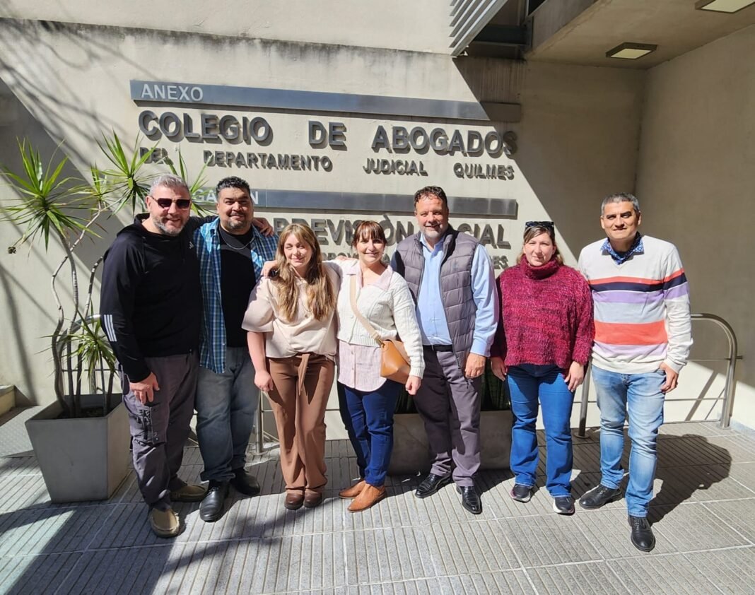 Quilmes: referentes locales de LLA presentes en jornada electoral del Colegio de Abogados Quilmes: referentes locales de LLA presentes en jornada electoral del Colegio de Abogados